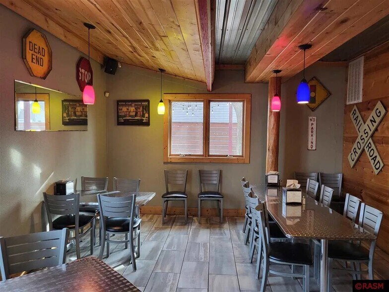 More Photos Of 204 1st Ave, Pemberton Restaurant For Sale