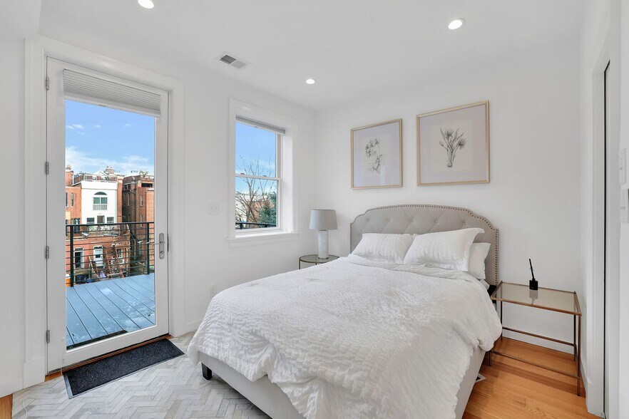 More Photos Of 1823 Kalorama Rd NW, Washington Apartments For Sale