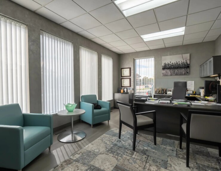 More Photos Of 17000 W Ten Mile Rd, Southfield Office For Sale