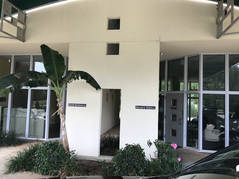 More Photos Of 100 S Greentree Ln, Foley Medical For Sale