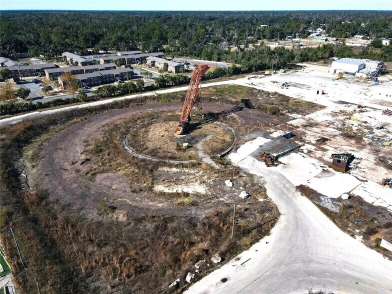 More Photos Of 1509 S Byron Butler Pky, Perry Manufacturing For Lease