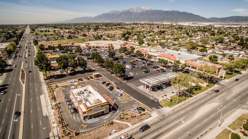 More Photos Of 1304-1438 W Foothill Blvd, Rialto Unknown For Lease