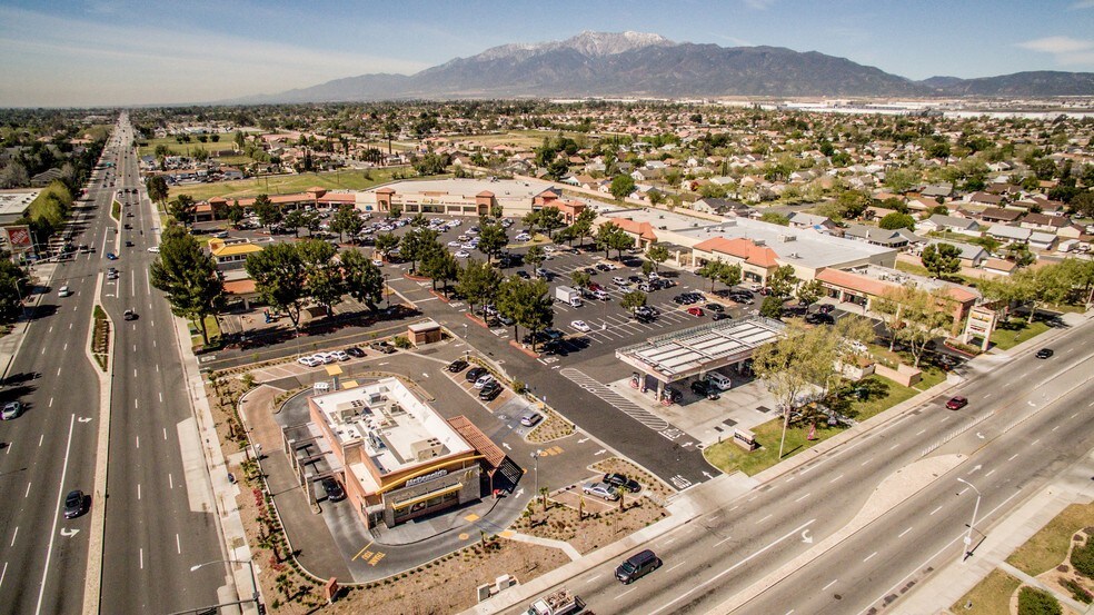 More Photos Of 1304-1438 W Foothill Blvd, Rialto Unknown For Lease