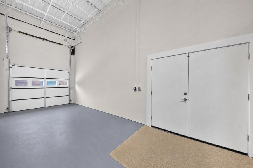 More Photos Of 288 Hill St, Buford Office For Lease