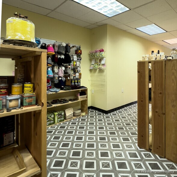 More Photos Of 557 Rogers Ave, Brooklyn Storefront Retail Residential For Sale