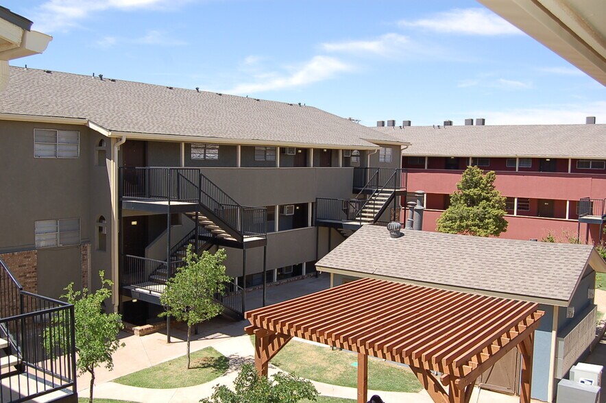 Primary Photo Of 306 Toledo Ave, Lubbock Apartments For Sale