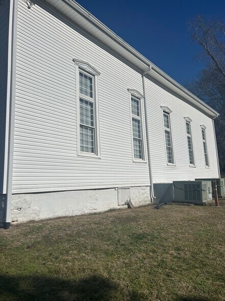 More Photos Of 2720 Fly Rd, Santa Fe Religious Facility For Sale