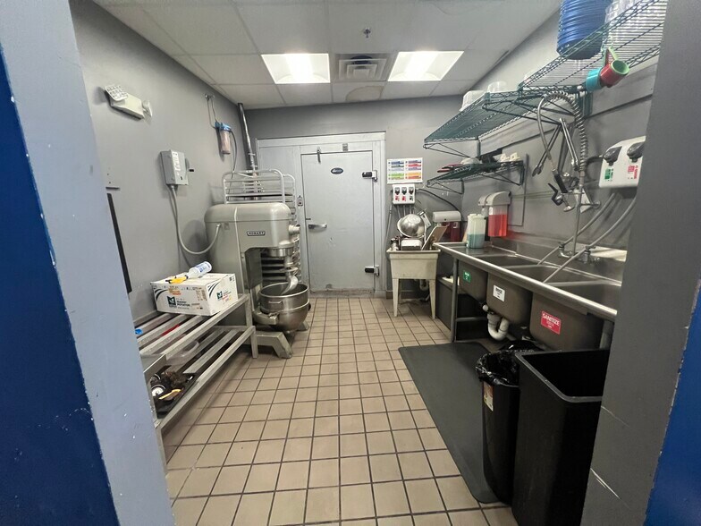 More Photos Of 331 Beechurst Ave, Morgantown Apartments For Lease