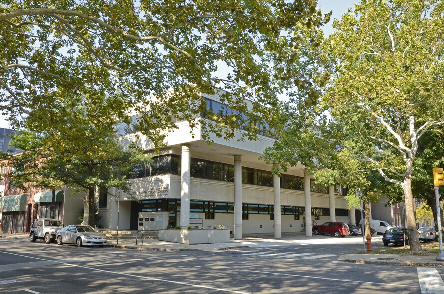 More Photos Of 238-242 N 22nd St, Philadelphia Office For Lease