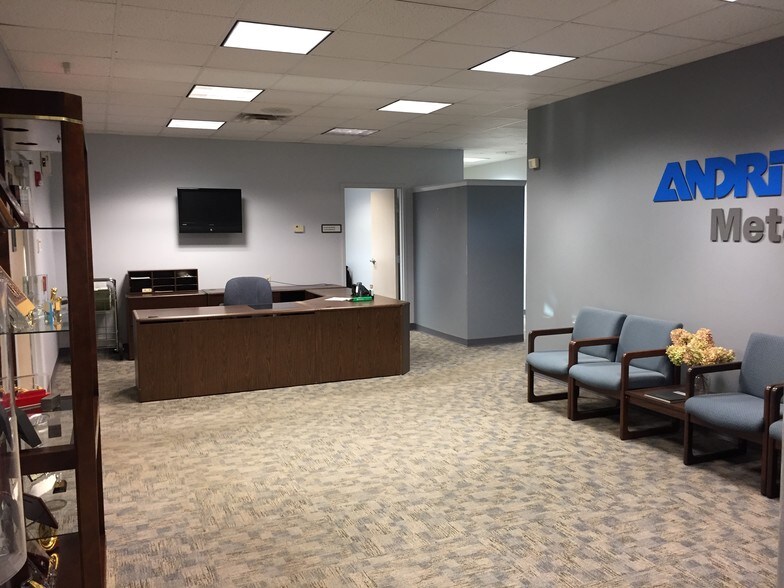 More Photos Of 500 Technology Dr, Canonsburg Office For Lease
