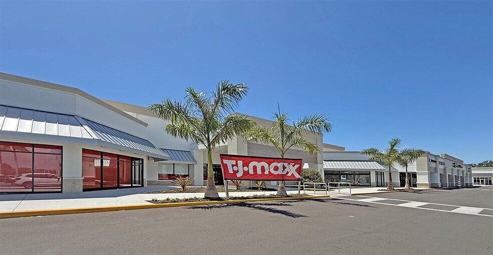 More Photos Of 6022 W 14th St, Bradenton Unknown For Sale