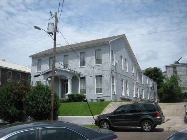 Primary Photo Of 1219 Monroe St, Vicksburg Apartments For Sale