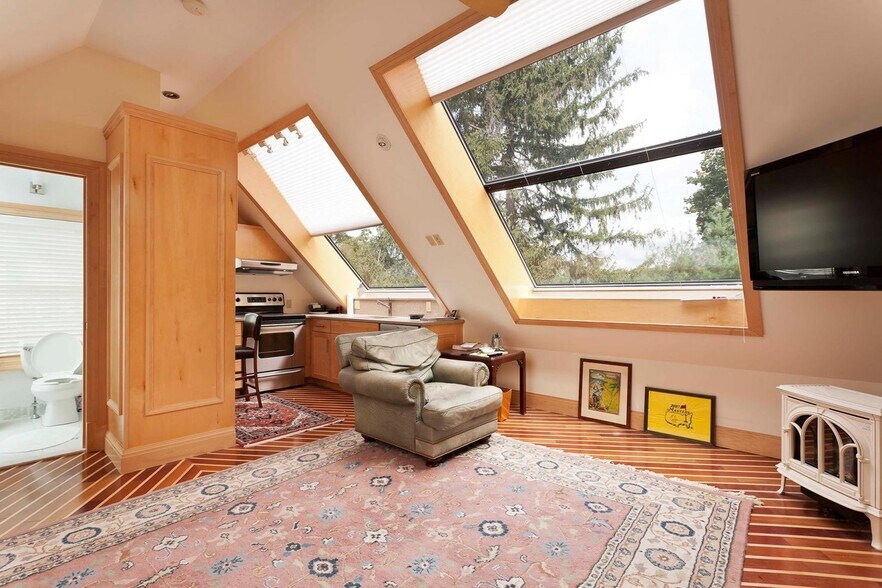 More Photos Of 25 Imperial Ave, Westport Office For Lease