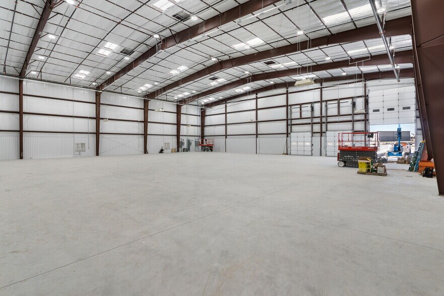 More Photos Of 6000 Chandler Rd, Hutto Unknown For Lease