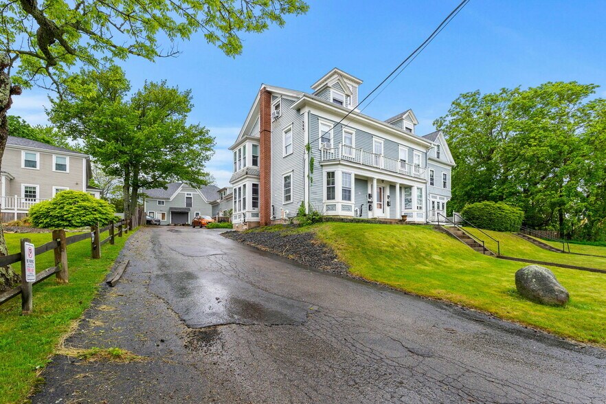 More Photos Of 72 Main St, Wareham Apartments For Sale