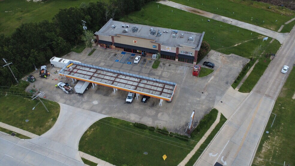 More Photos Of 3636 N Sherwood Forest Dr, Baton Rouge General Retail For Lease
