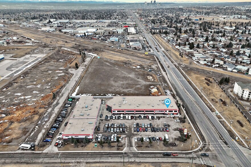 More Photos Of 1803 60th St SE, Calgary Mixed Retail For Sale