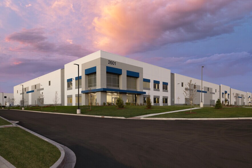 Primary Photo Of SWC of I-294 & Willow Rd, Northbrook Unknown For Lease