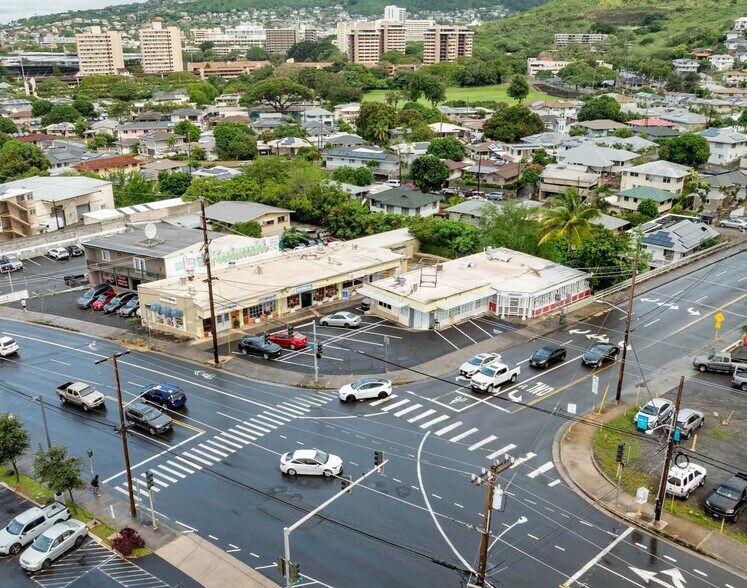 Primary Photo Of 3036 Waialae Ave, Honolulu Restaurant For Sale