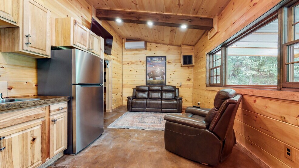 More Photos Of 177 Providence Rd, Fayetteville Specialty For Sale