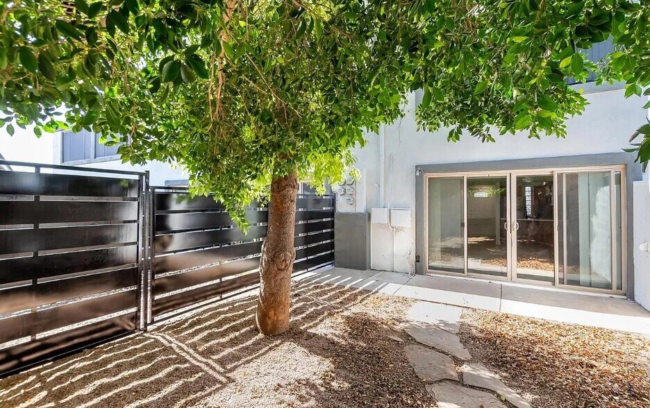 More Photos Of 7325 E Belleview St, Scottsdale Apartments For Sale