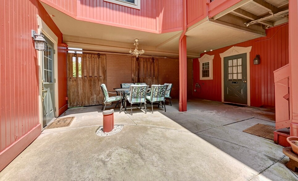 More Photos Of 6838 County Road 203, Millersburg Hospitality For Sale