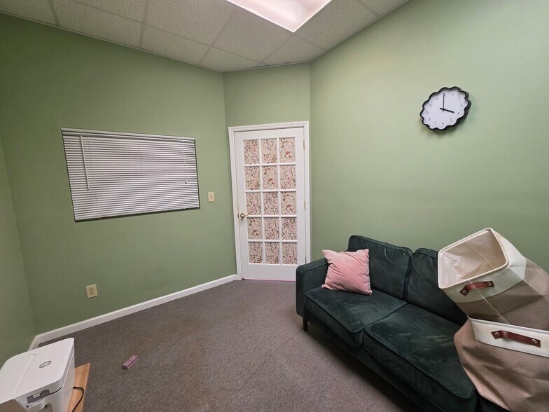 More Photos Of 149 Riverwalk Blvd, Ridgeland Storefront Retail Office For Sale