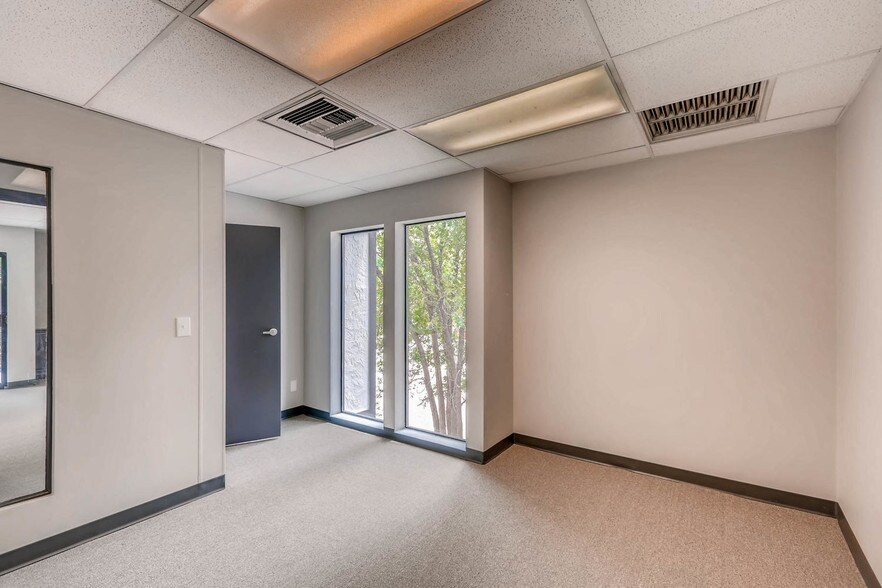 More Photos Of 2755 S Locust St, Denver Office For Lease