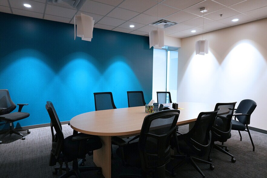 More Photos Of 17 S Dewey Ave, Oklahoma City Coworking Space