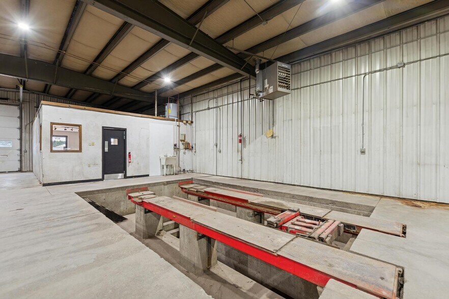 More Photos Of 6468 US Highway 93 S, Whitefish General Retail For Sale