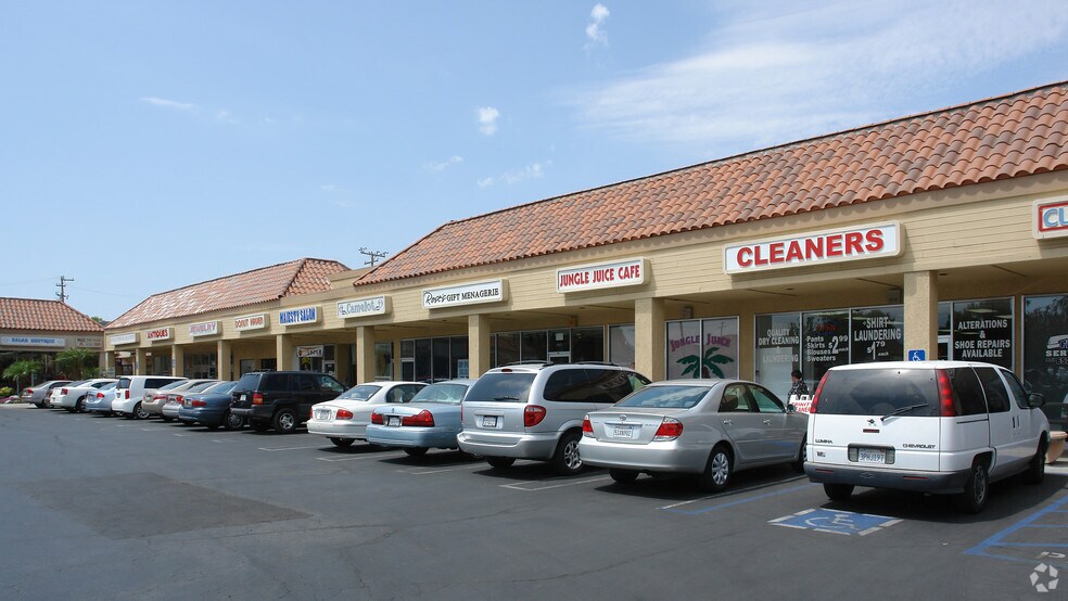 More Photos Of 1911-2095 E Florida Ave, Hemet Unknown For Lease