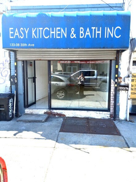More Photos Of 13308 35th Ave, Flushing Storefront Retail Office For Lease