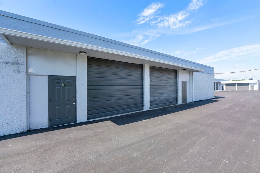More Photos Of 6461 Garden Rd, Riviera Beach Industrial For Lease