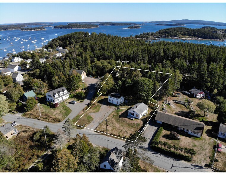 Primary Photo Of 36 Green Head Rd, Stonington Apartments For Sale