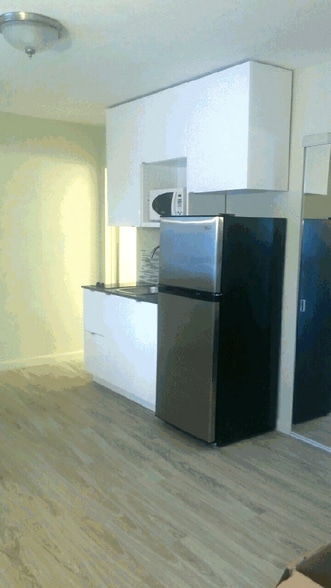 More Photos Of 1100 NE 18th Ct, Fort Lauderdale Apartments For Sale