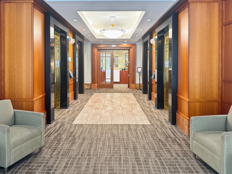 More Photos Of 5555 Glenridge Connector, Atlanta Coworking Space