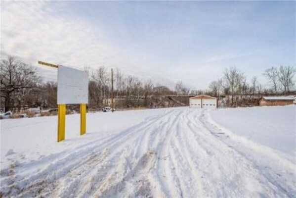 More Photos Of 19 Old Monongahela Pike, Eighty Four Specialty For Sale