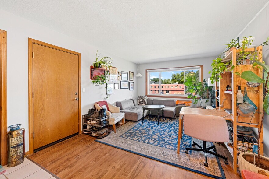More Photos Of , Minneapolis Multifamily For Sale