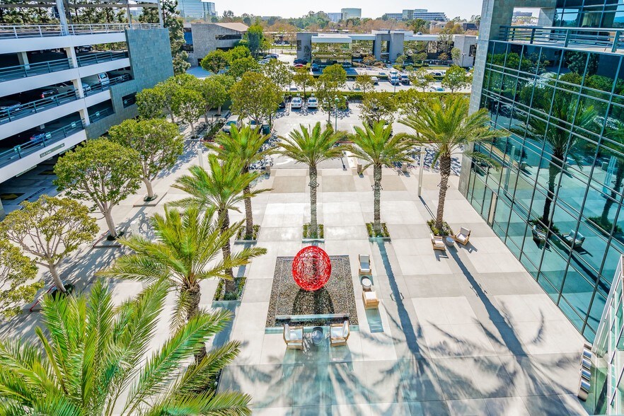 More Photos Of 19100-19200 Von Karman Ave, Irvine Unknown For Lease