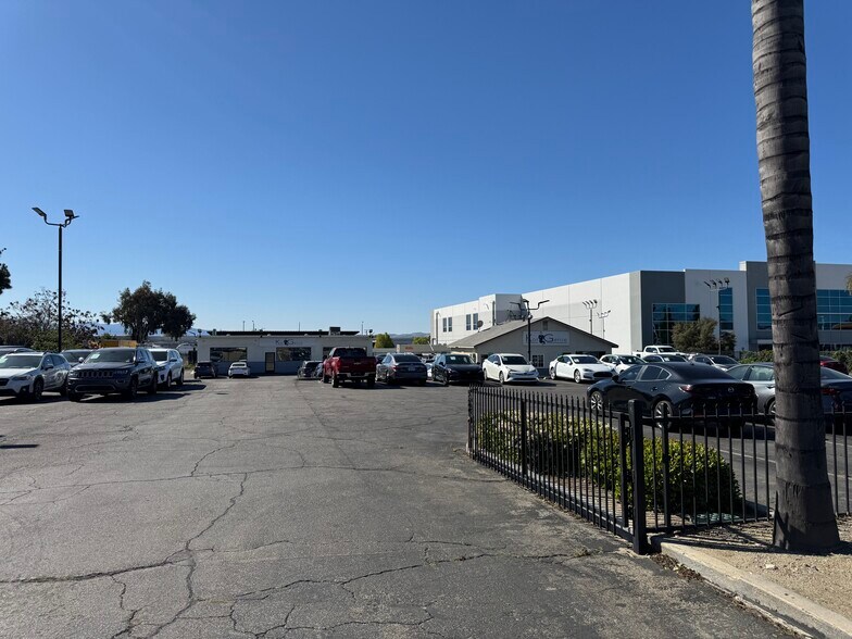 More Photos Of 4963 Holt Blvd, Montclair Auto Dealership For Sale