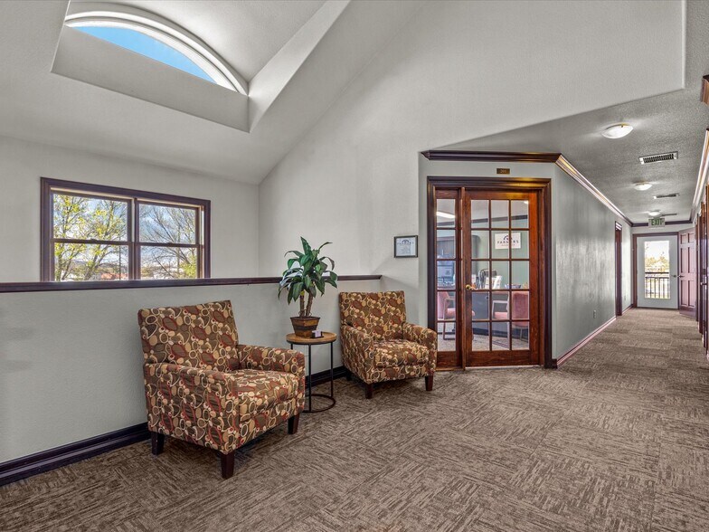 More Photos Of 800 Belford Ave, Grand Junction Office For Sale