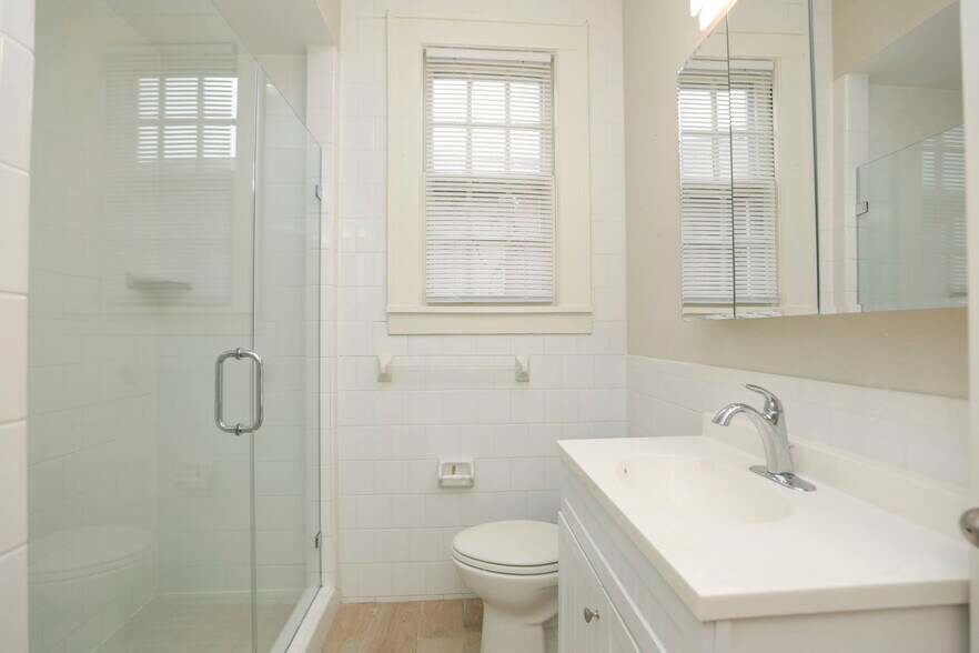 More Photos Of 717 Broadway St, Galveston Apartments For Sale