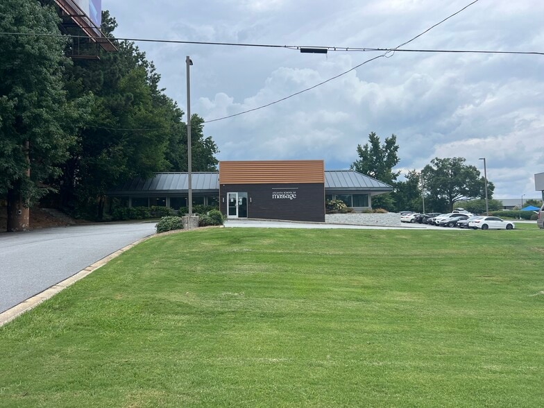 More Photos Of 1888 Cotillion Dr, Atlanta Loft Creative Space For Sale