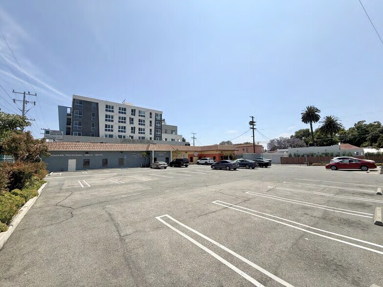 More Photos Of 3015 S Crenshaw Blvd, Los Angeles Medical For Lease