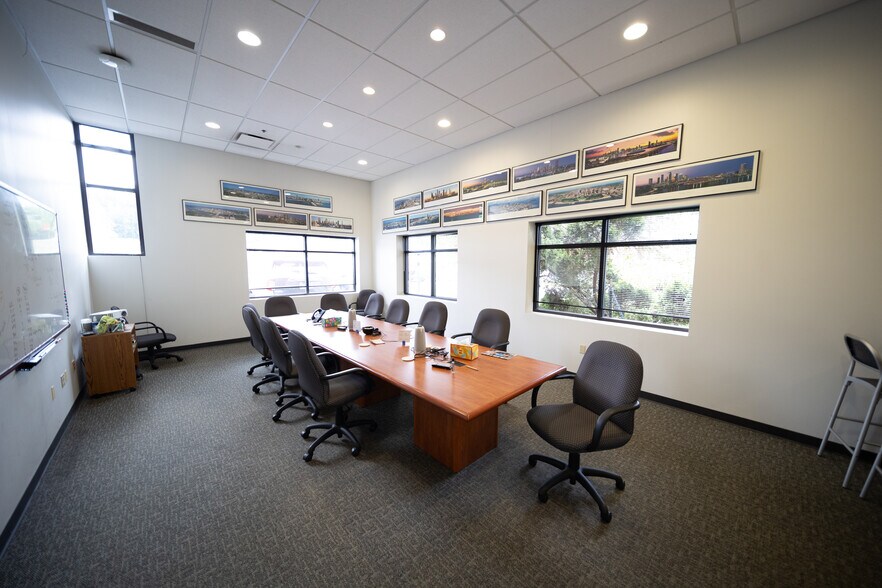 More Photos Of 835 Sharon Dr, Westlake Office For Sale