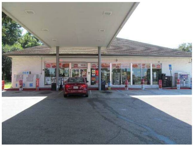 More Photos Of 18501 NW CR 236, High Springs Service Station For Sale
