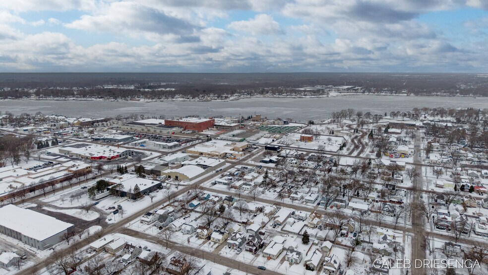 More Photos Of 460 Cleveland Ave, Holland Self Storage For Sale