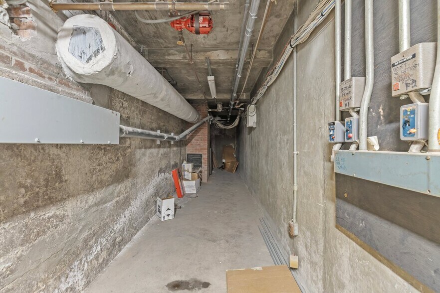 More Photos Of 89 Main St, Little Falls Bank For Lease