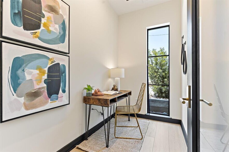More Photos Of 2318 Morelos, Austin Office For Sale