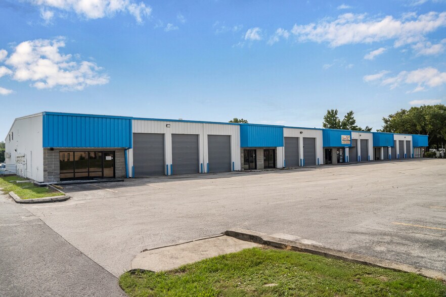 More Photos Of 2205 Forsyth Rd, Orlando Flex For Lease